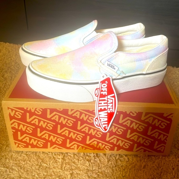 Kids Vans Classic Slip On Pastel Clouds Sizr 3. New in box - Picture 2 of 5
